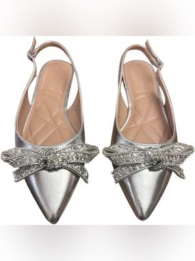 BCBGeneration Katly Slingback Metallic Silver Pointed Slingback Flats Size 6 EUC